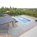 La Vita, Ljubuski Appartement