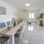 La Vita, Ljubuski Appartement Vitina