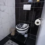 La Vita, Ljubuski Appartement