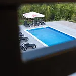 La Vita, Ljubuski Vitina