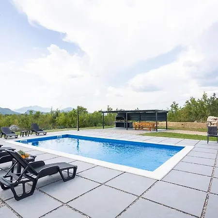 La Vita, Ljubuski Apartment