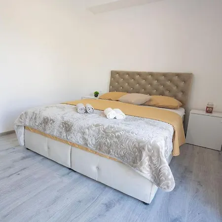 La Vita, Ljubuski Apartament Vitina